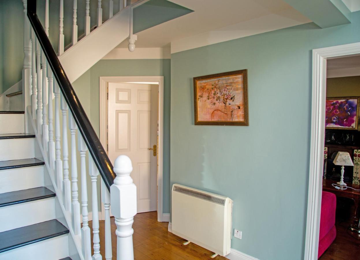 Dingle Town Holiday Home By Trident Holiday Homes Extérieur photo