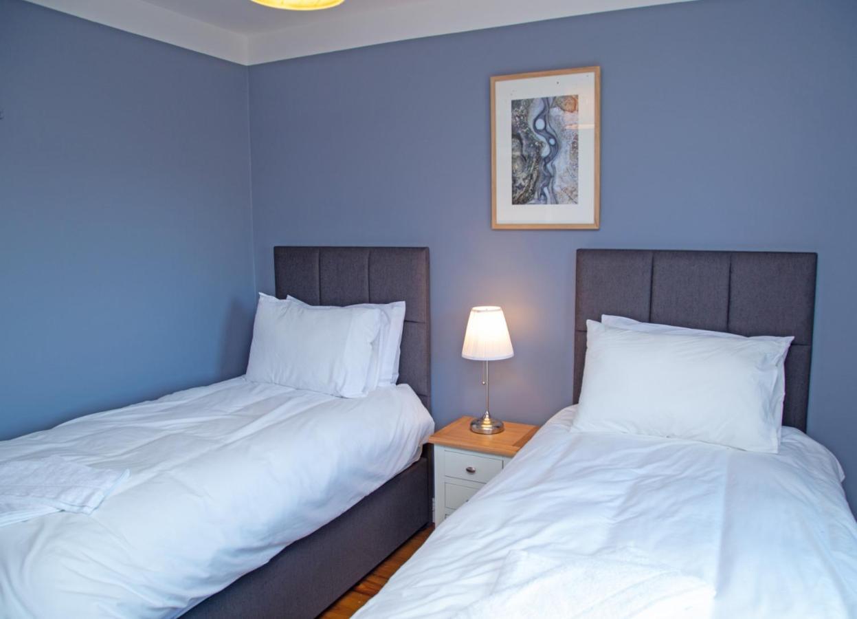 Dingle Town Holiday Home By Trident Holiday Homes Extérieur photo