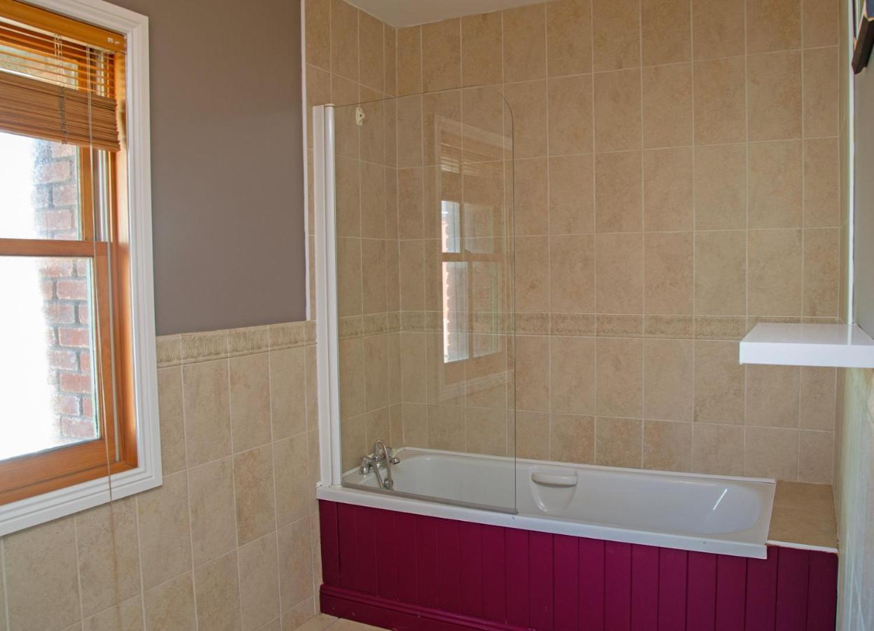 Dingle Town Holiday Home By Trident Holiday Homes Extérieur photo