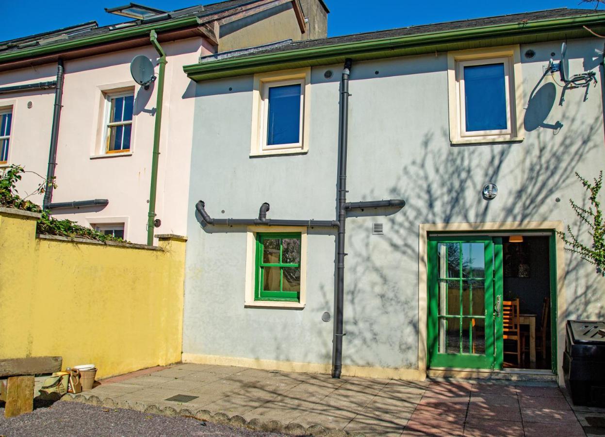 Dingle Town Holiday Home By Trident Holiday Homes Extérieur photo